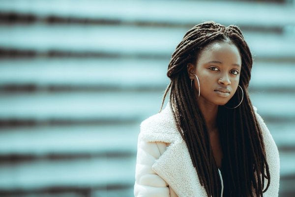 Quelles sont les clés pour réussir un portrait photographique en noir et blanc?
